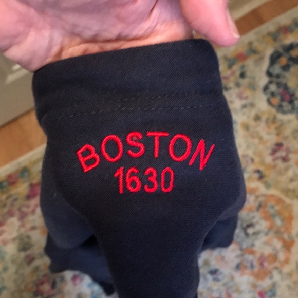 Boston Hoodie XL - Picture 8 of 9